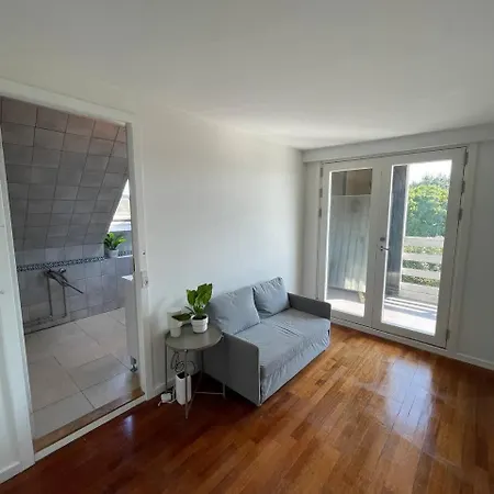 Spacious Private House In Amager Διαμέρισμα
