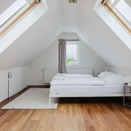 Apartment Spacious Private House In Amager Kopenhagen