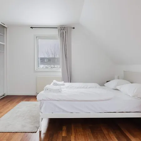 Spacious Private House In Amager Apartment