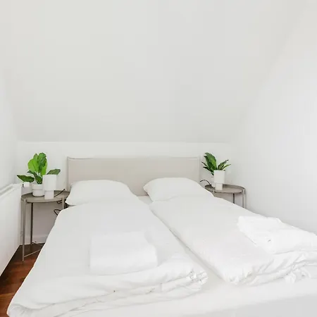 Apartment Spacious Private House In Amager Kopenhagen